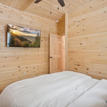 Baby Bear Den Villa Gatlinburg Exterior photo